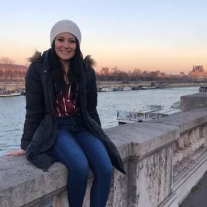 Meet your Posher, Mitzi